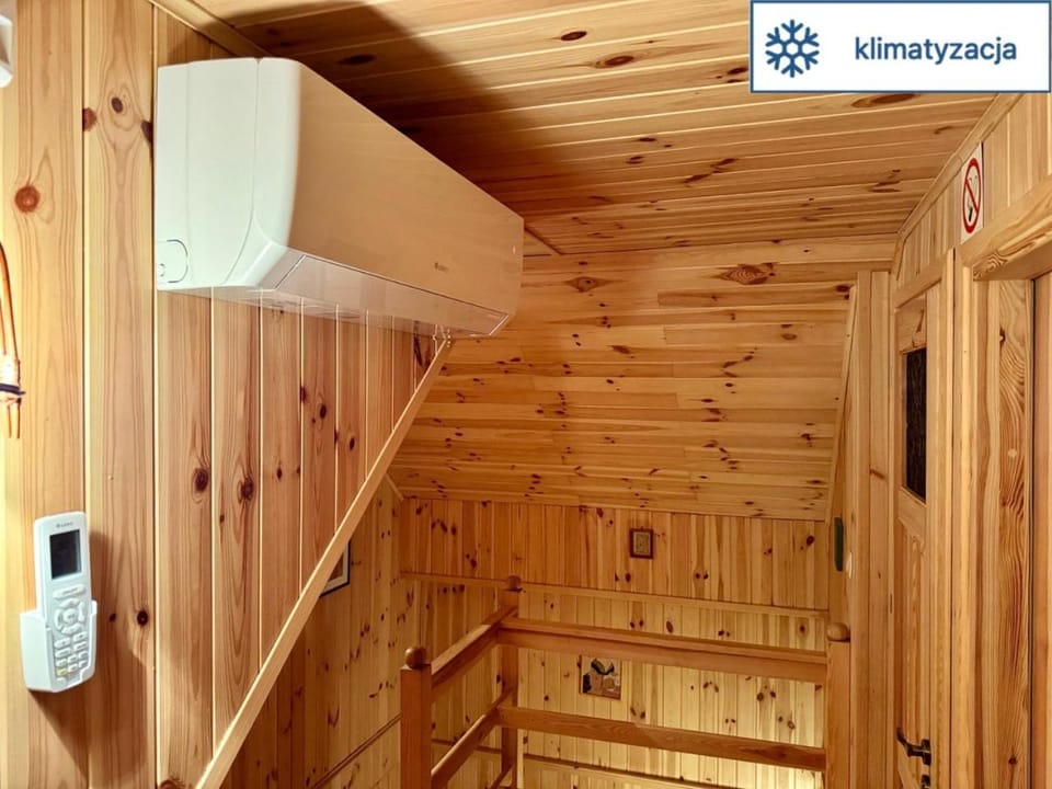 air conditioner, air conditioner
