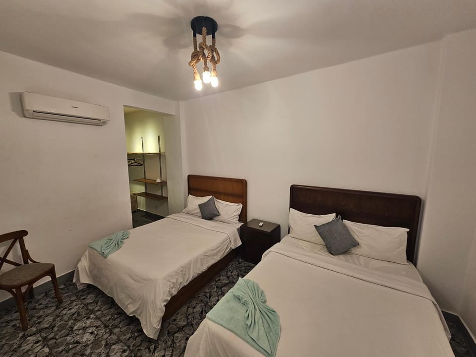 Alex Gate apartment - families only Apartment in Alexandria