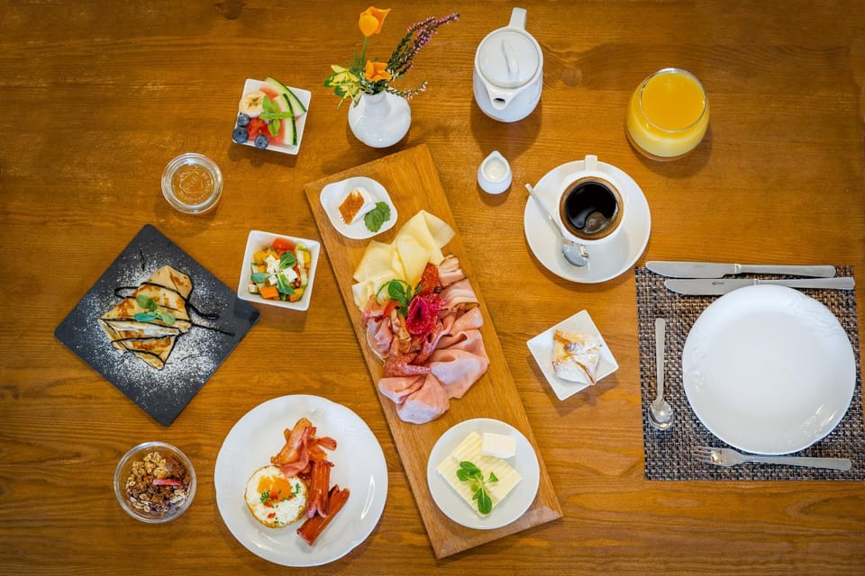 Breakfast, Buffet breakfast