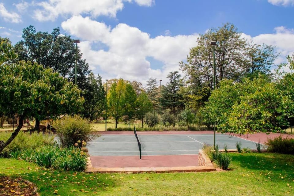 Oakdene Cottage House in Roodepoort