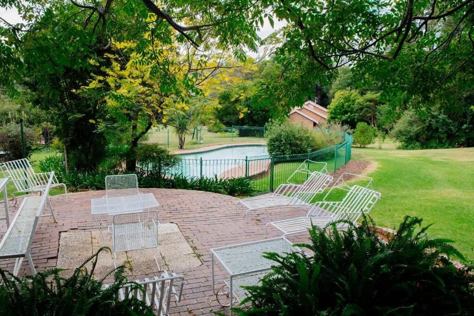 Oakdene Cottage House in Roodepoort