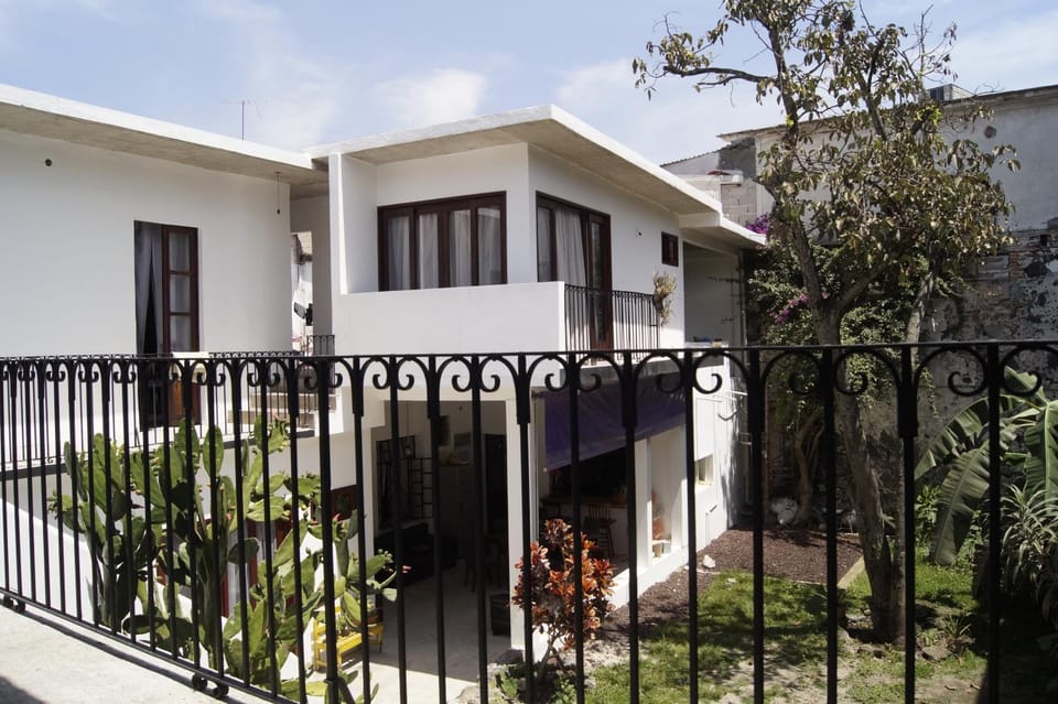 Property building, Garden, Balcony/Terrace