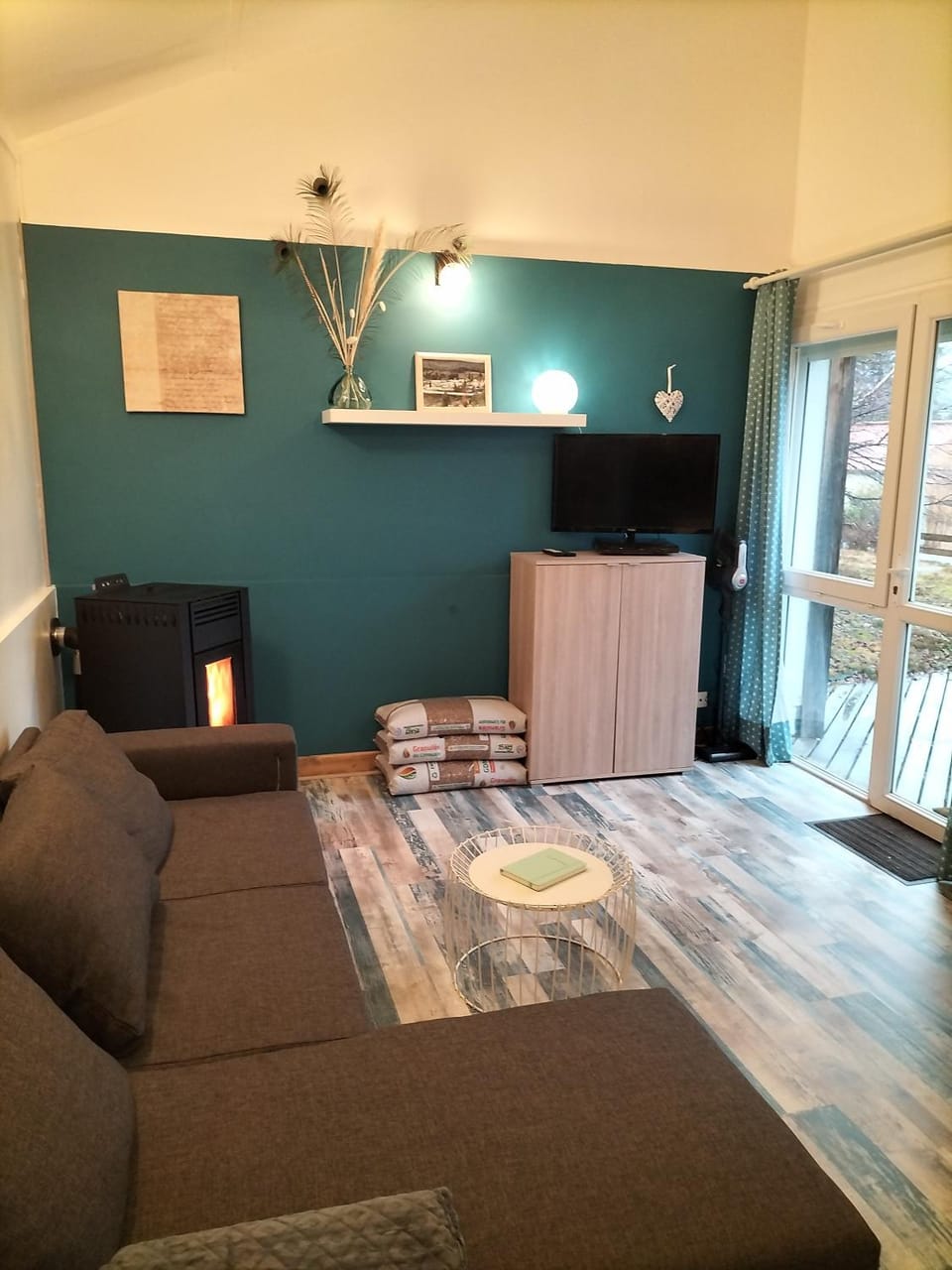 TV and multimedia, Living room