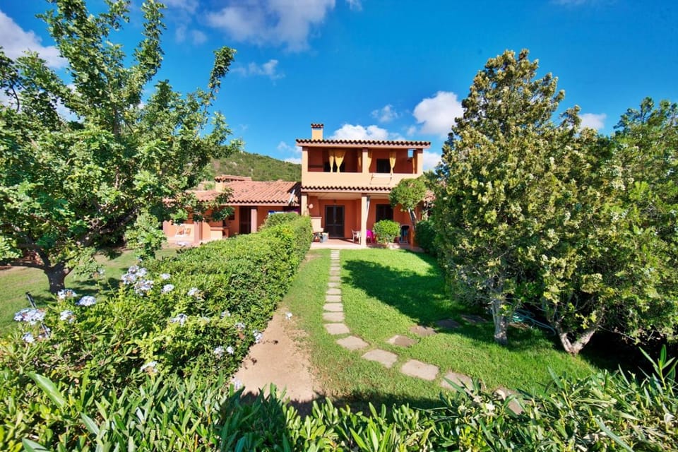 Property building, Garden view