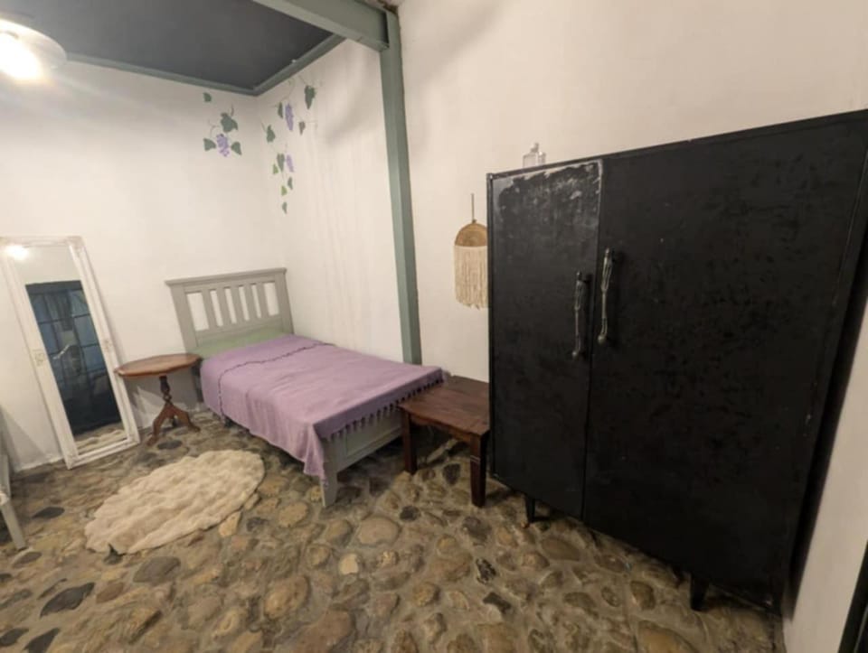 Солнечный дом у друзей Apartment in Tbilisi, Georgia