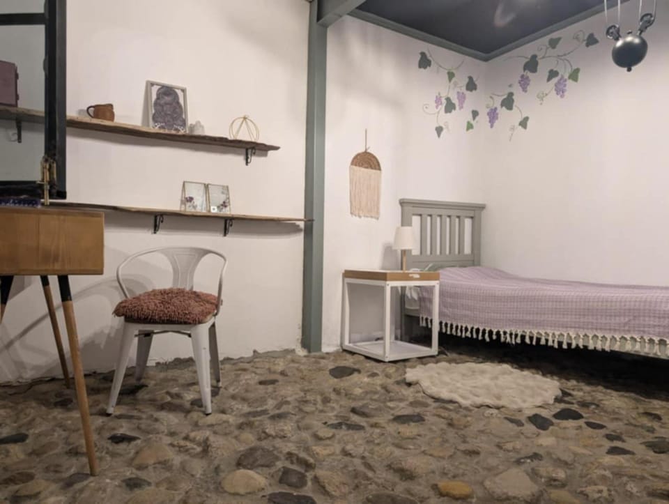 Солнечный дом у друзей Apartment in Tbilisi, Georgia