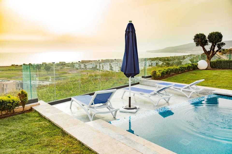 Sea view, Swimming pool