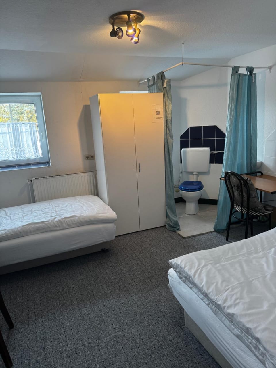 Photo of the whole room