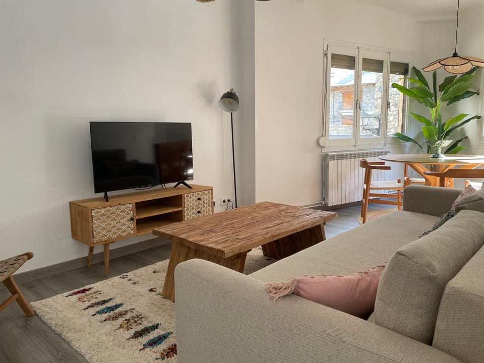 Living room, Lounge or bar