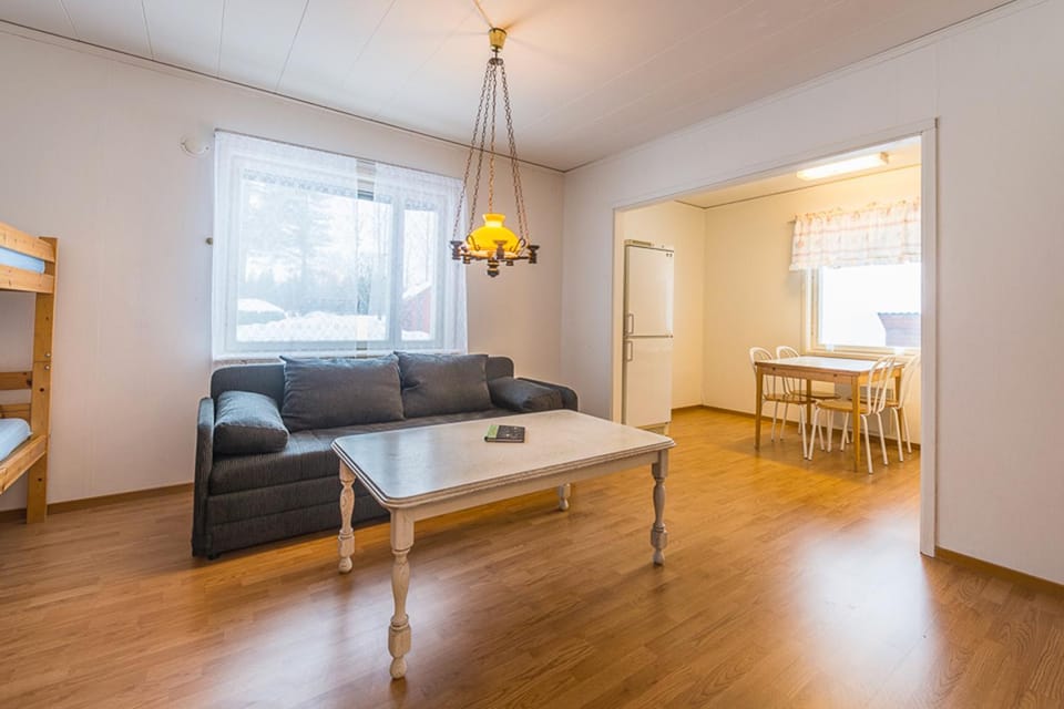 Living room, Seating area, bunk bed