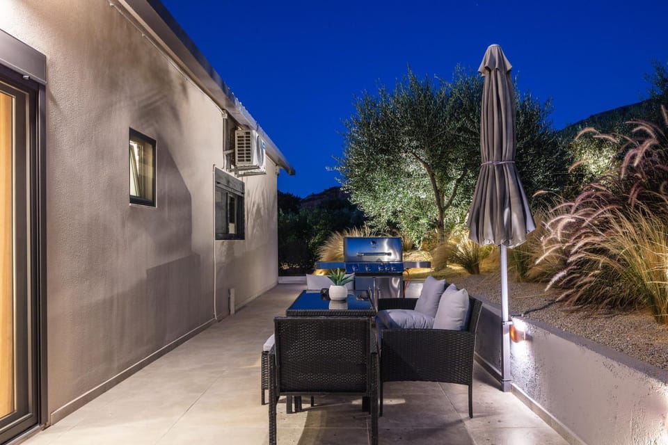 ÉTHAFOS Luxury Apartment Villa in Crete