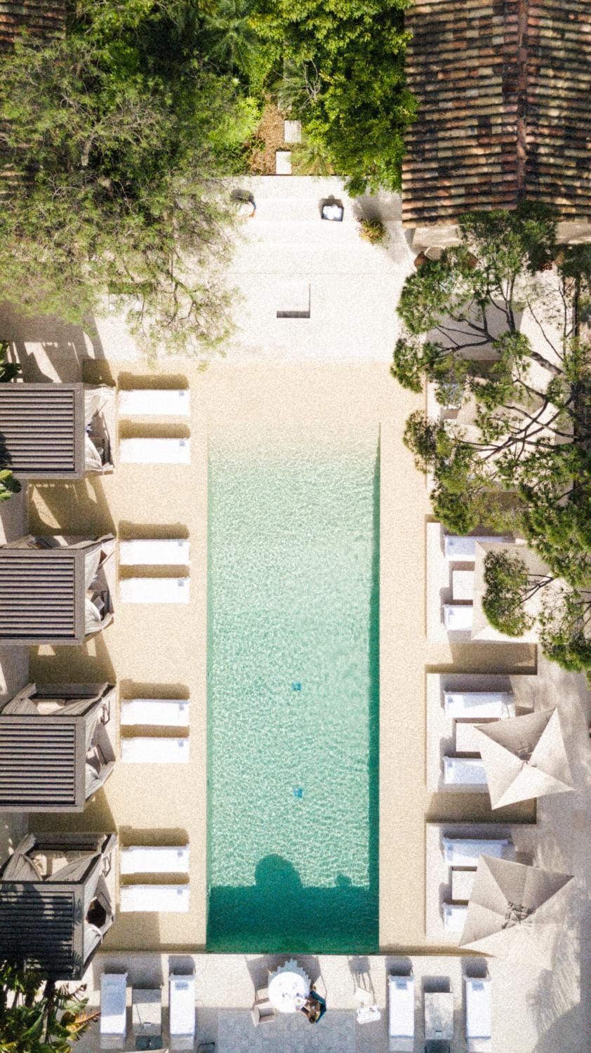 Lounge or bar, Swimming pool