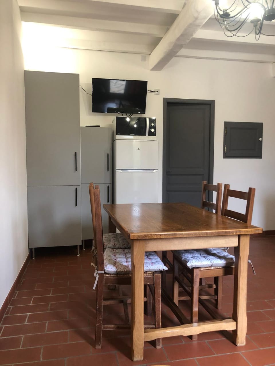 TV and multimedia, Dining area