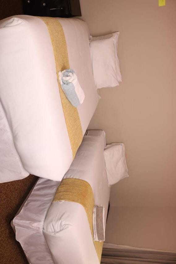 Ingwenya Guesthouse Bed and Breakfast in South Africa