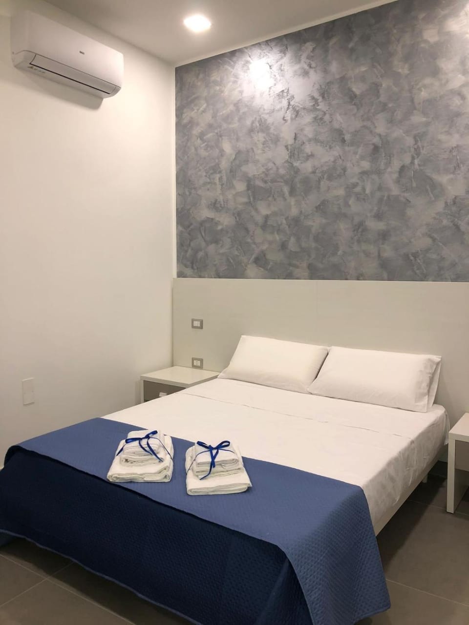 3 Rooms Chiaia Bed and Breakfast in Naples
