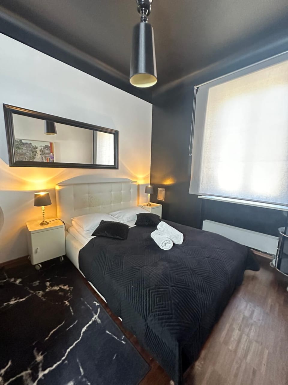 Chmielna Guest House Bed and Breakfast in Warsaw