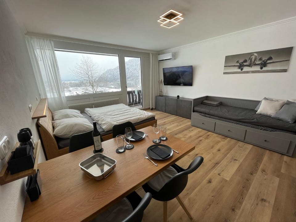 Property building, Bed, Living room, Food