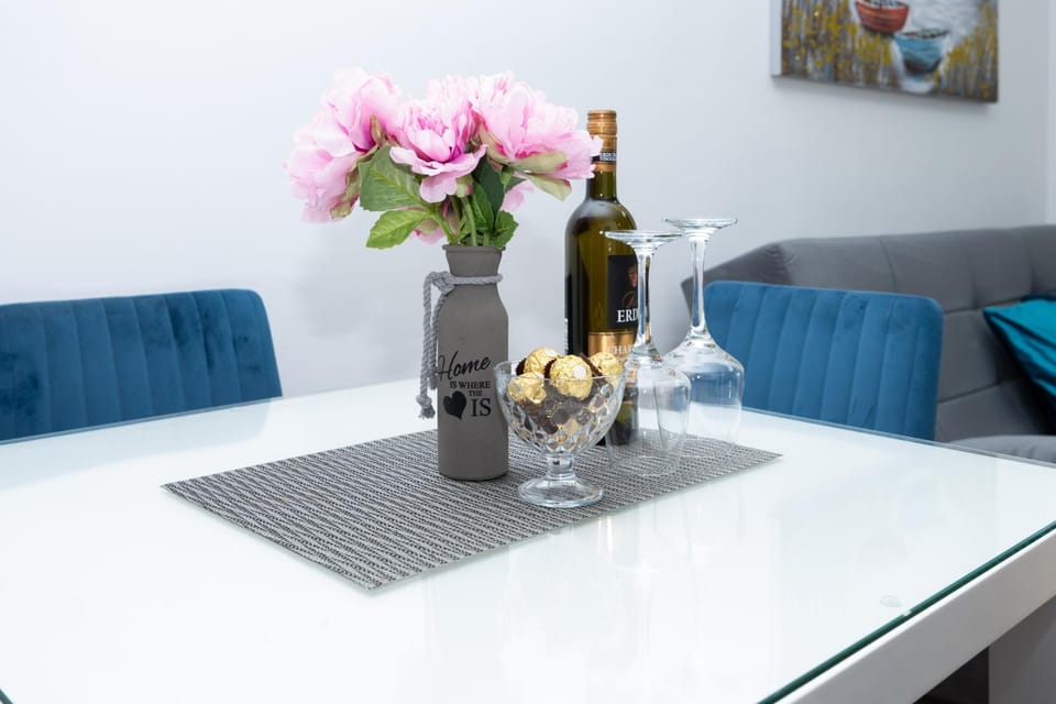 APARTMENT PAOLO by the beach Znjan Apartment in Split