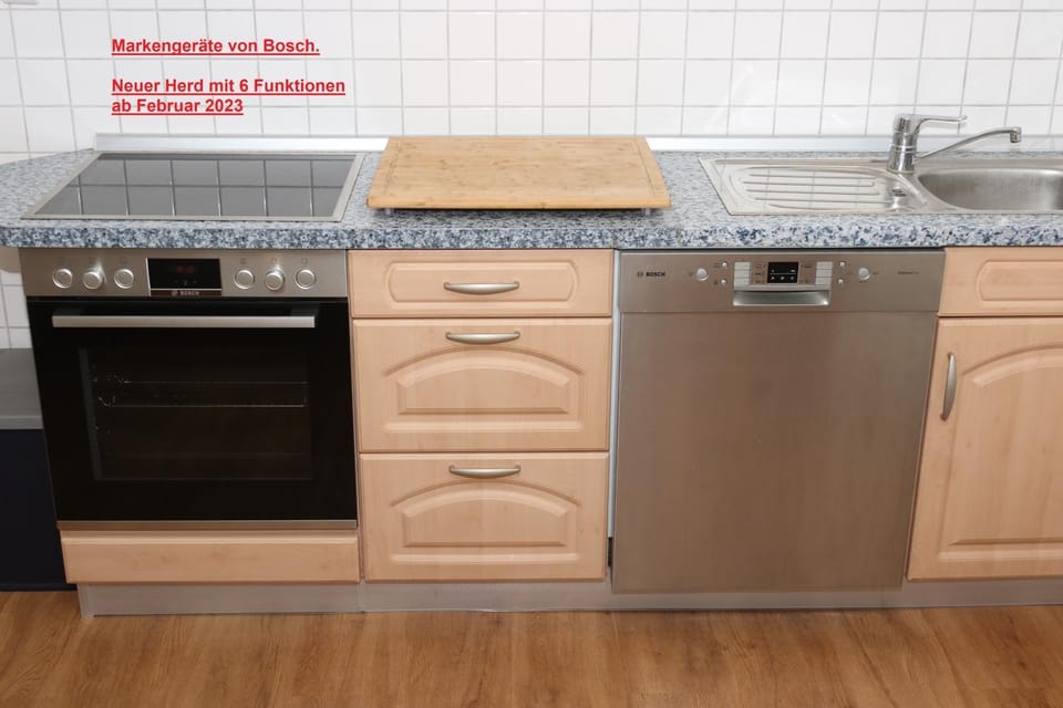 Kitchen or kitchenette, dishwasher, stove, kitchen