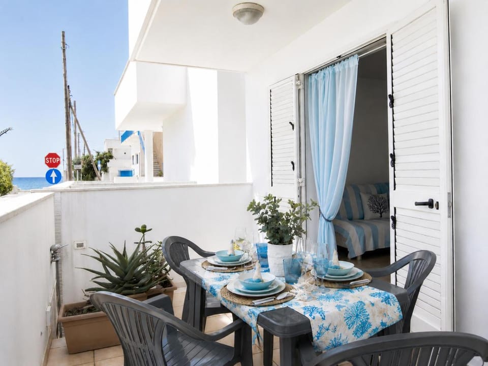 Property building, Balcony/Terrace
