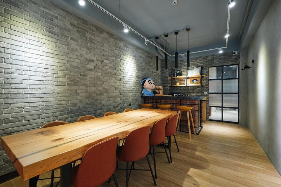 People, Dining area, group of guests