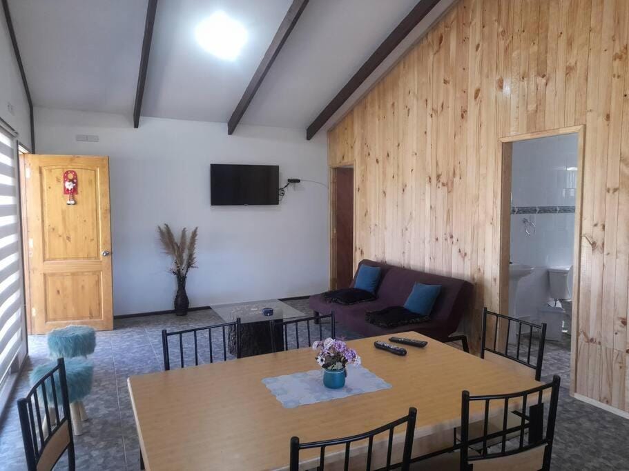 Hermosa cabaña en parcela a 500 metros del centro. House in Araucania, Chile