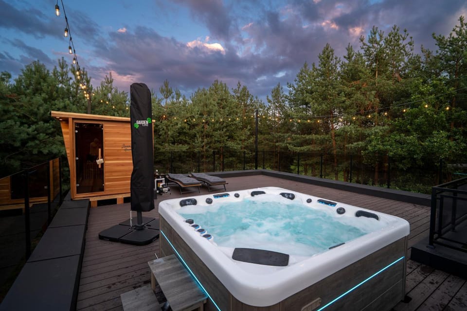 Natural landscape, Hot Tub