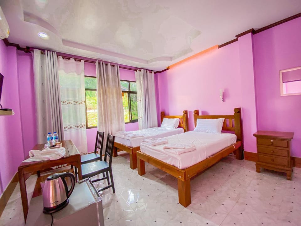 Baan Rung Tawan Resort in Surat Thani Changwat