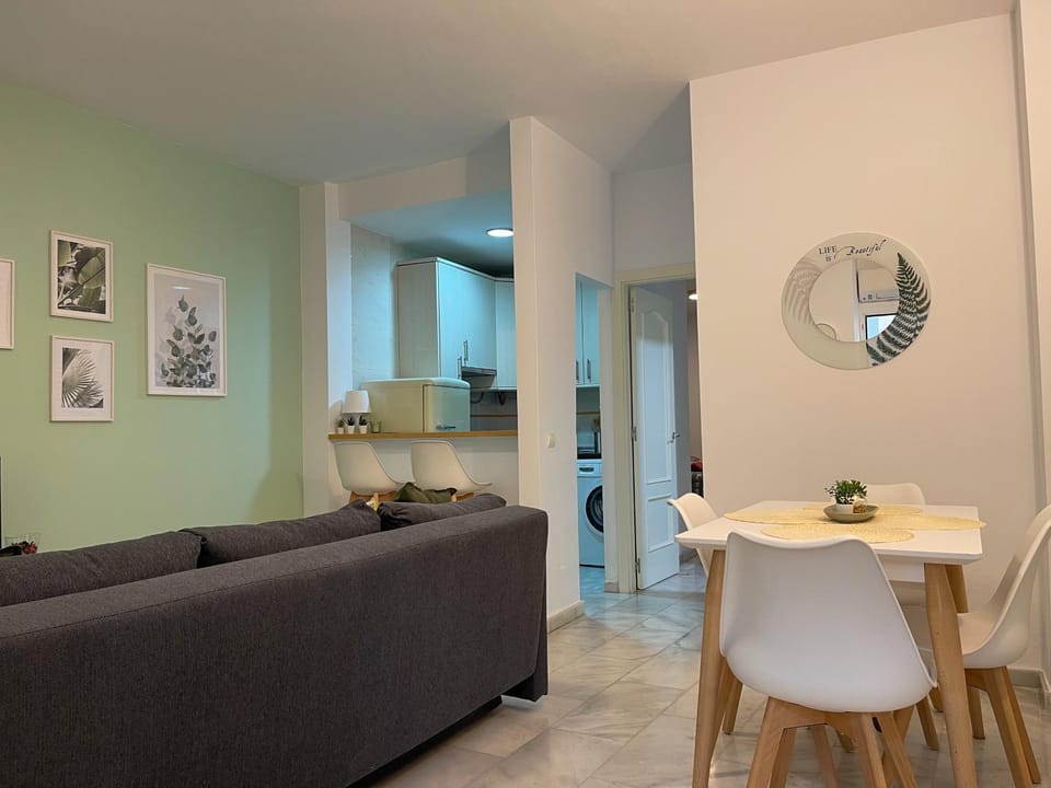 Relaxing 1Bedroom Apartment in the Heart of Malaga - WIFI&AC Apartment in Malaga