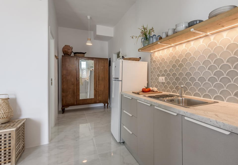 Aqua's Sunshine, quiet apartment in Adamas, Milos Apartment in Milos