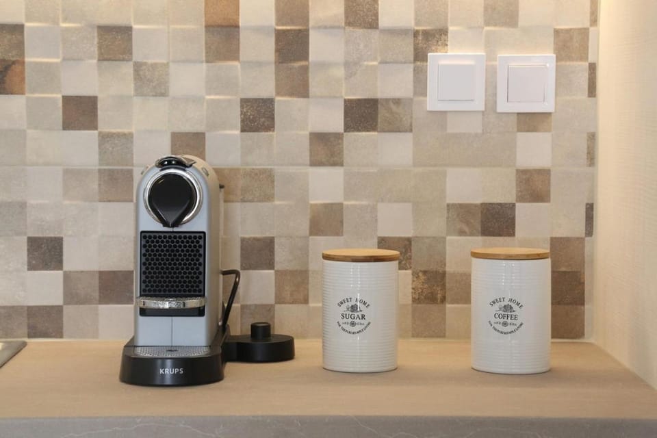 Coffee/tea facilities, kitchen