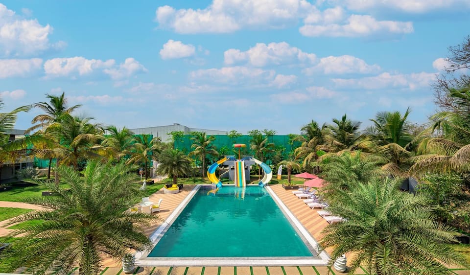 Aqua park, Pool view, Swimming pool, sunbed