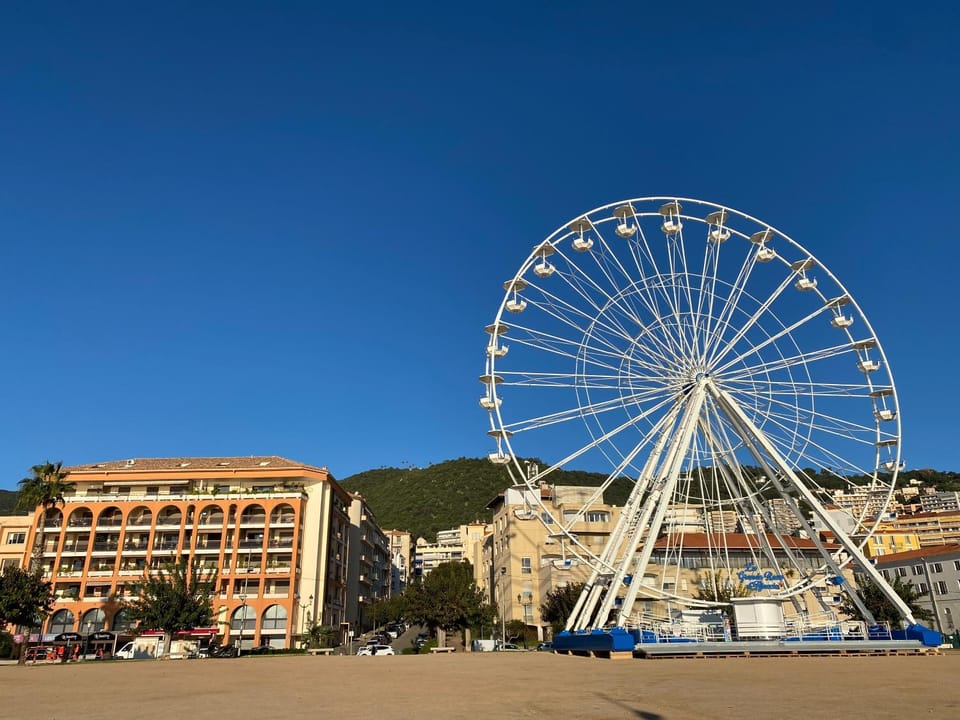 2 pièces / neuf - Ajaccio centre - Place Miot / Albert 1er Apartment in Ajaccio