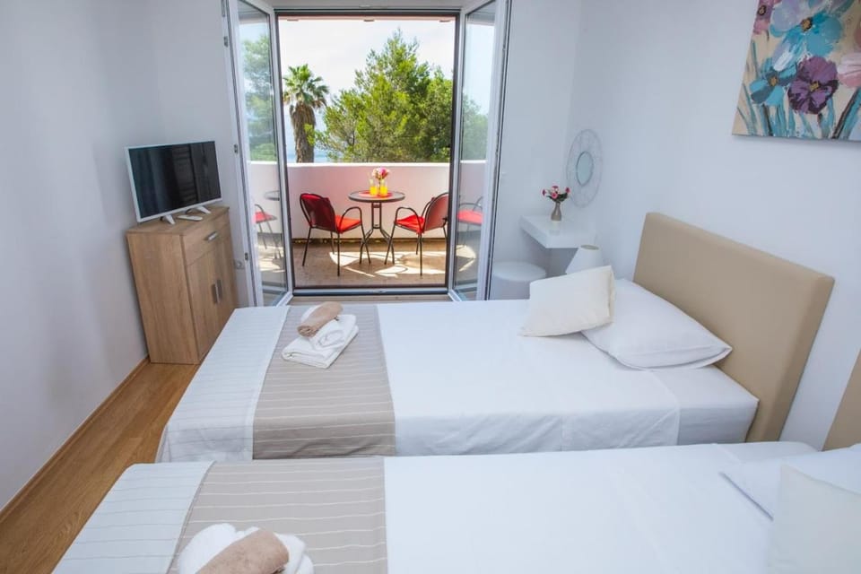 Bedroom, Sea view