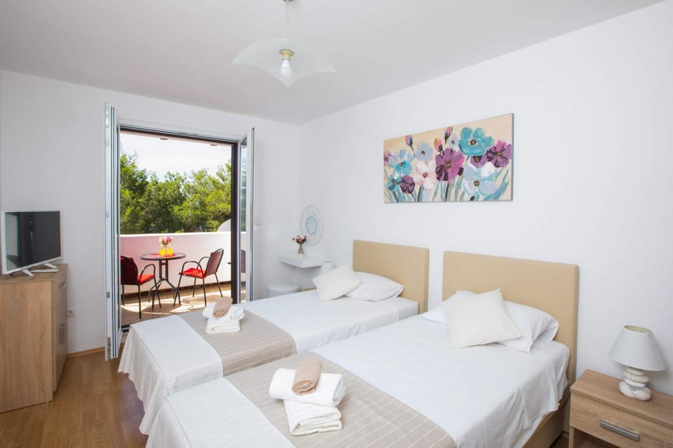 Bedroom, Sea view