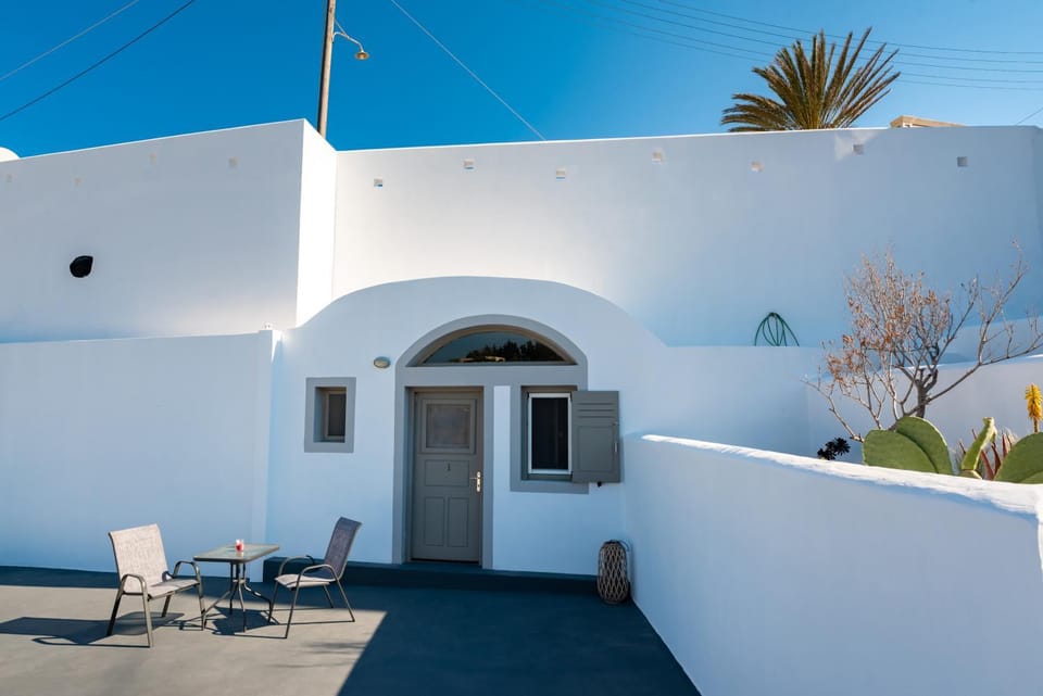 Rêver Caves House in Santorini