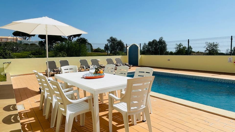Patio, Swimming pool