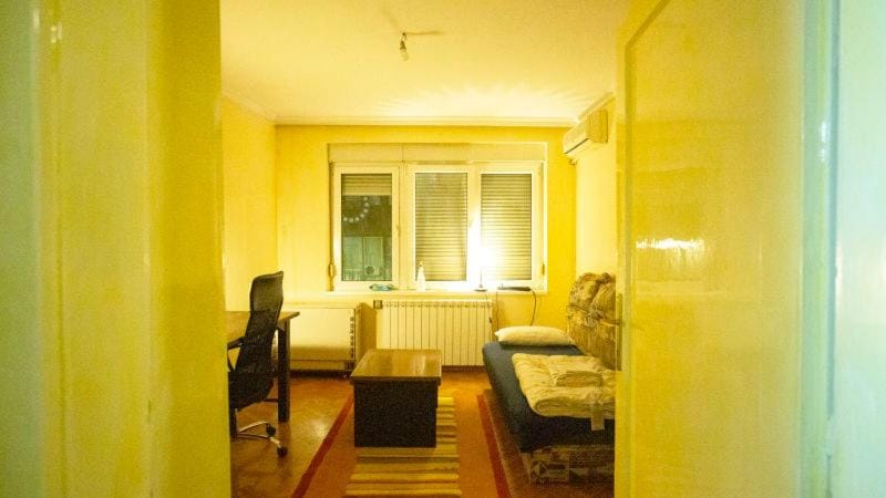 Private cozy room 1 with shared kitchen in appartment, downtown Belgrade Apartment in Belgrade