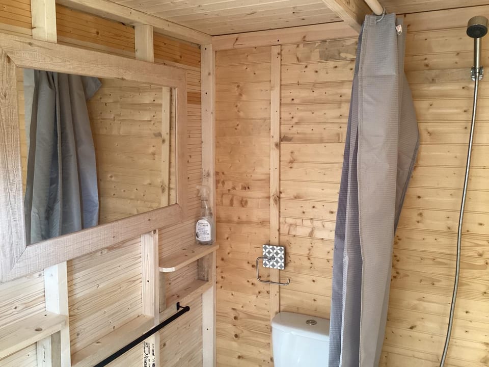 Vigo Retreat cabin 1 Cabin in Tonbridge and Malling District