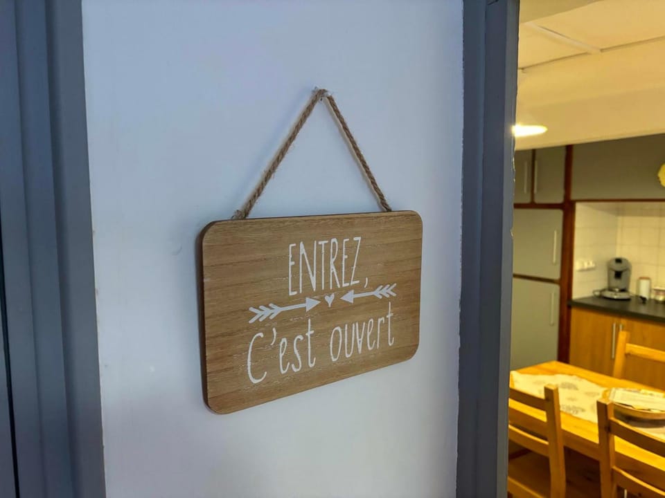 Logo/Certificate/Sign