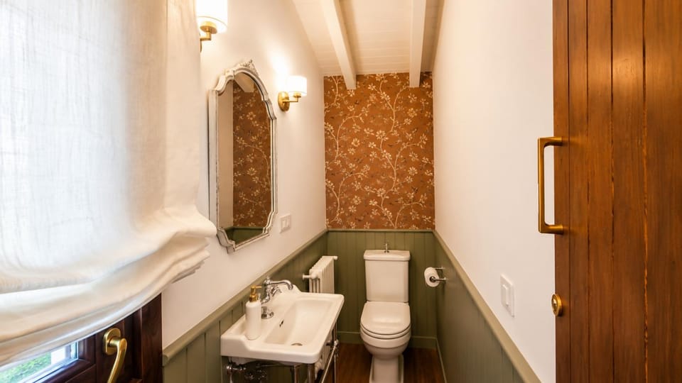 Toilet, Bathroom, Bath