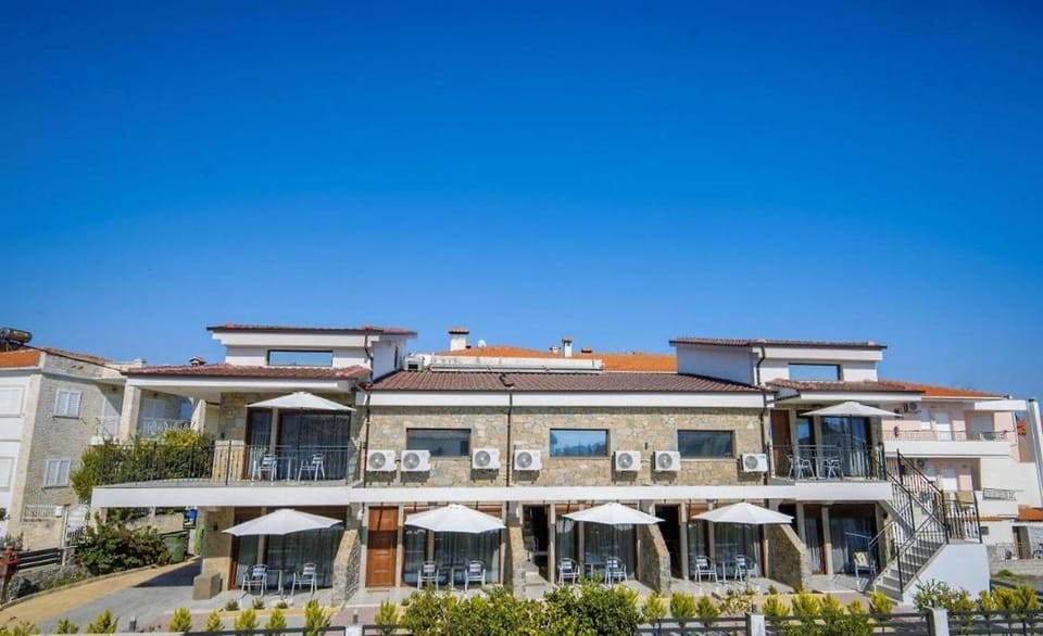 Stone Suites Bed and Breakfast in Halkidiki