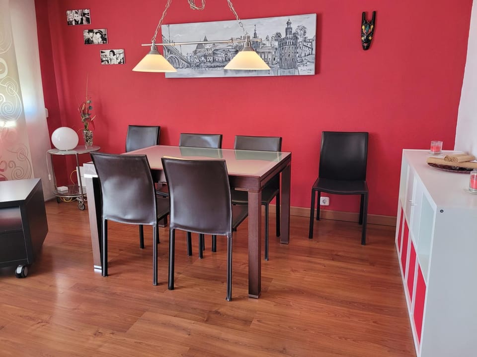 Living room, Dining area