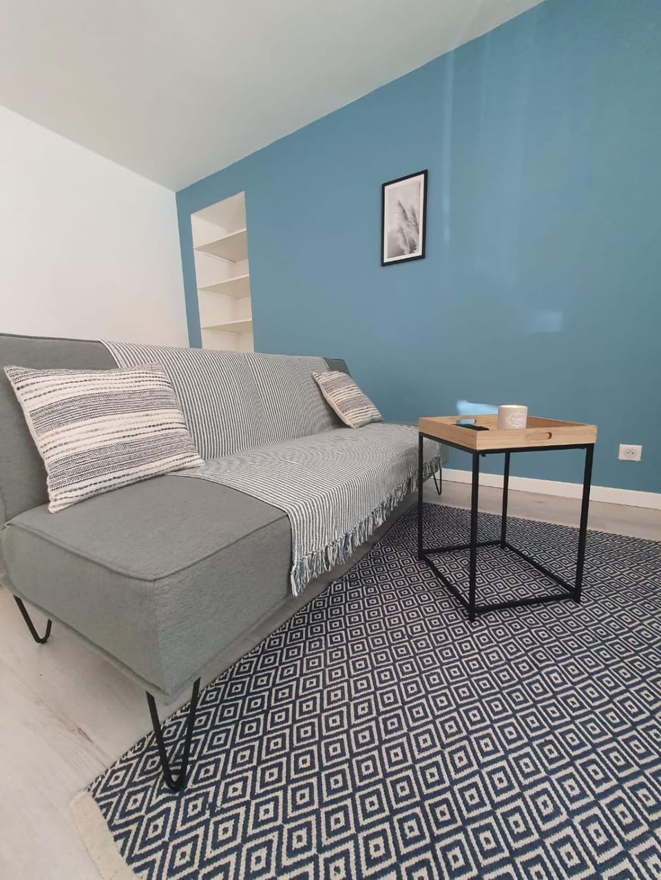 Photo of the whole room