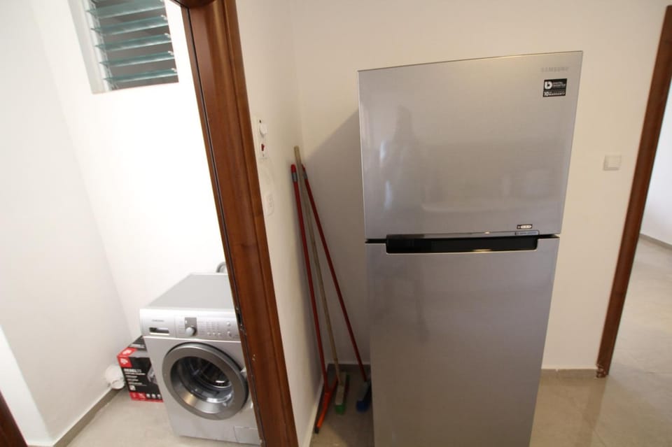 Isramax 3BR apartment near the sea. Apartment in Tel Aviv-Yafo