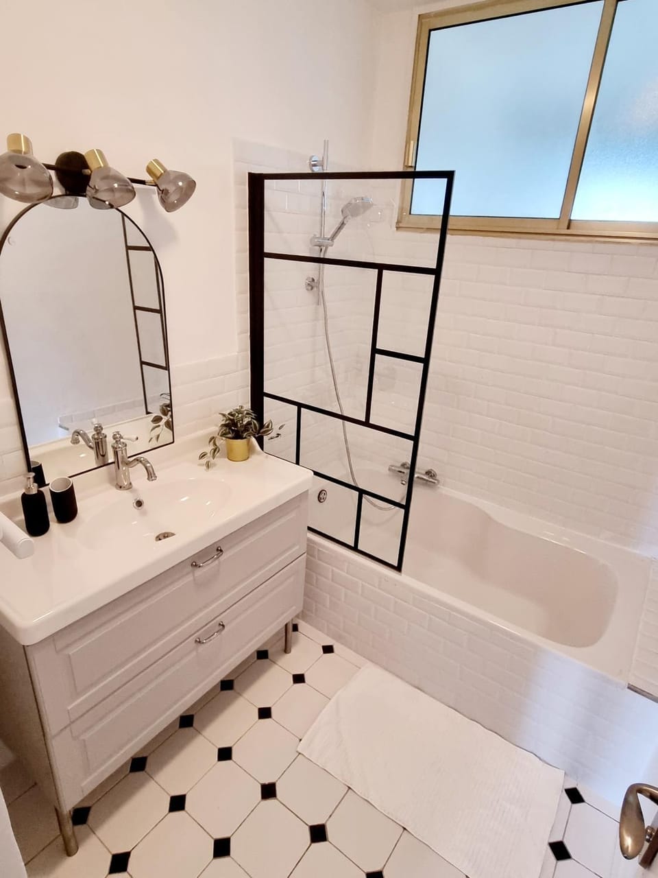Shower, Bathroom, Bath