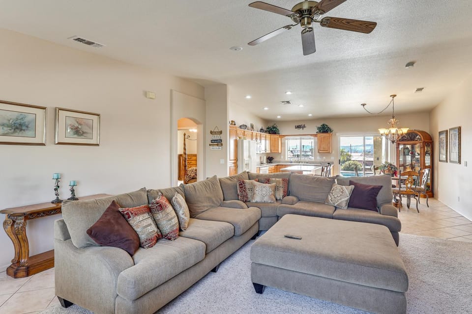 Private Pool, 3 Mi to Water! Lake Havasu City Home House in Lake Havasu City