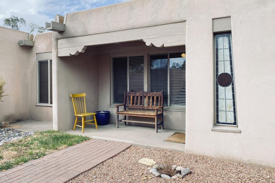 Cozy Southwest Style Santa Fe Condo! House in Santa Fe