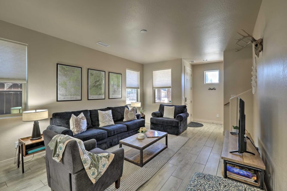 Centrally Located Flagstaff Vacation Home w/ Patio House in Flagstaff