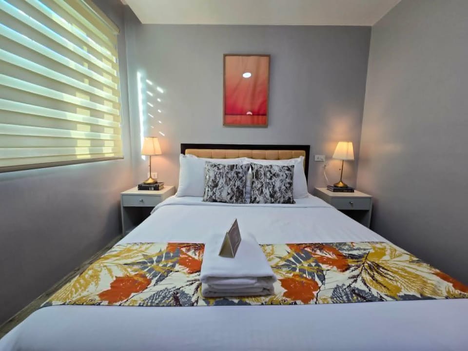 J Spazio Apartelle and Cafe Apartment in Bicol